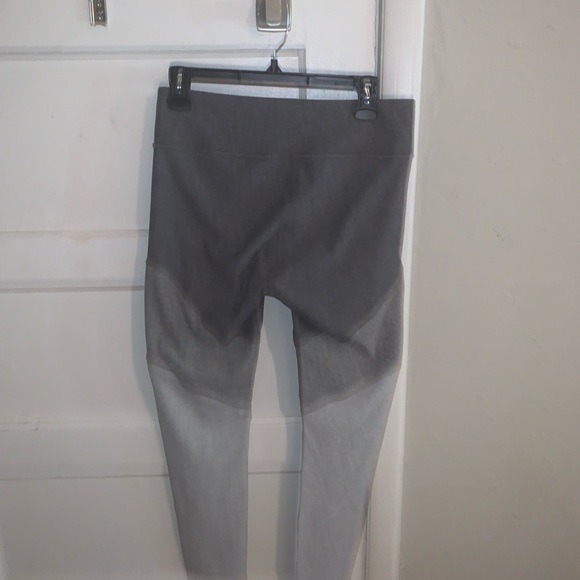 Outdoor Voices Springs 7/8 Legging Sz L - Picture 13 of 14